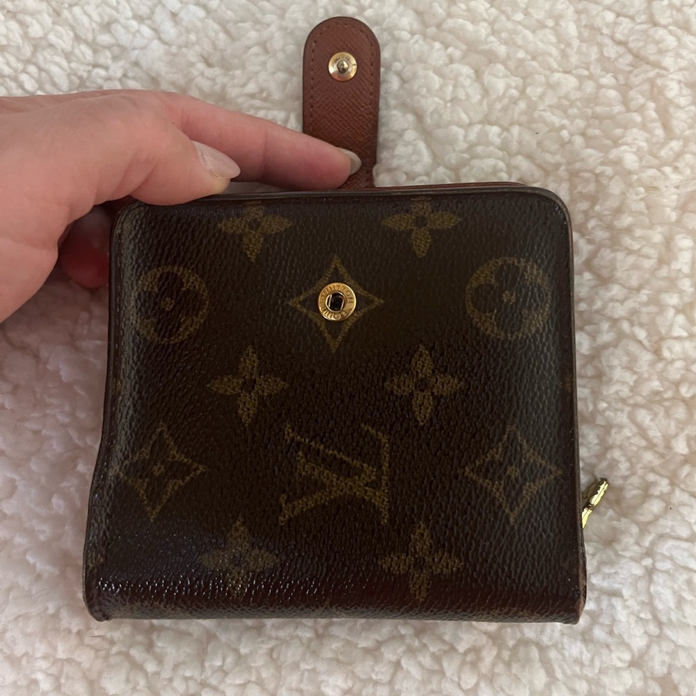 Louis Vuitton Classic Monogram Compact Wallet with Zippered Coin Pouch - Picture 2 of 12
